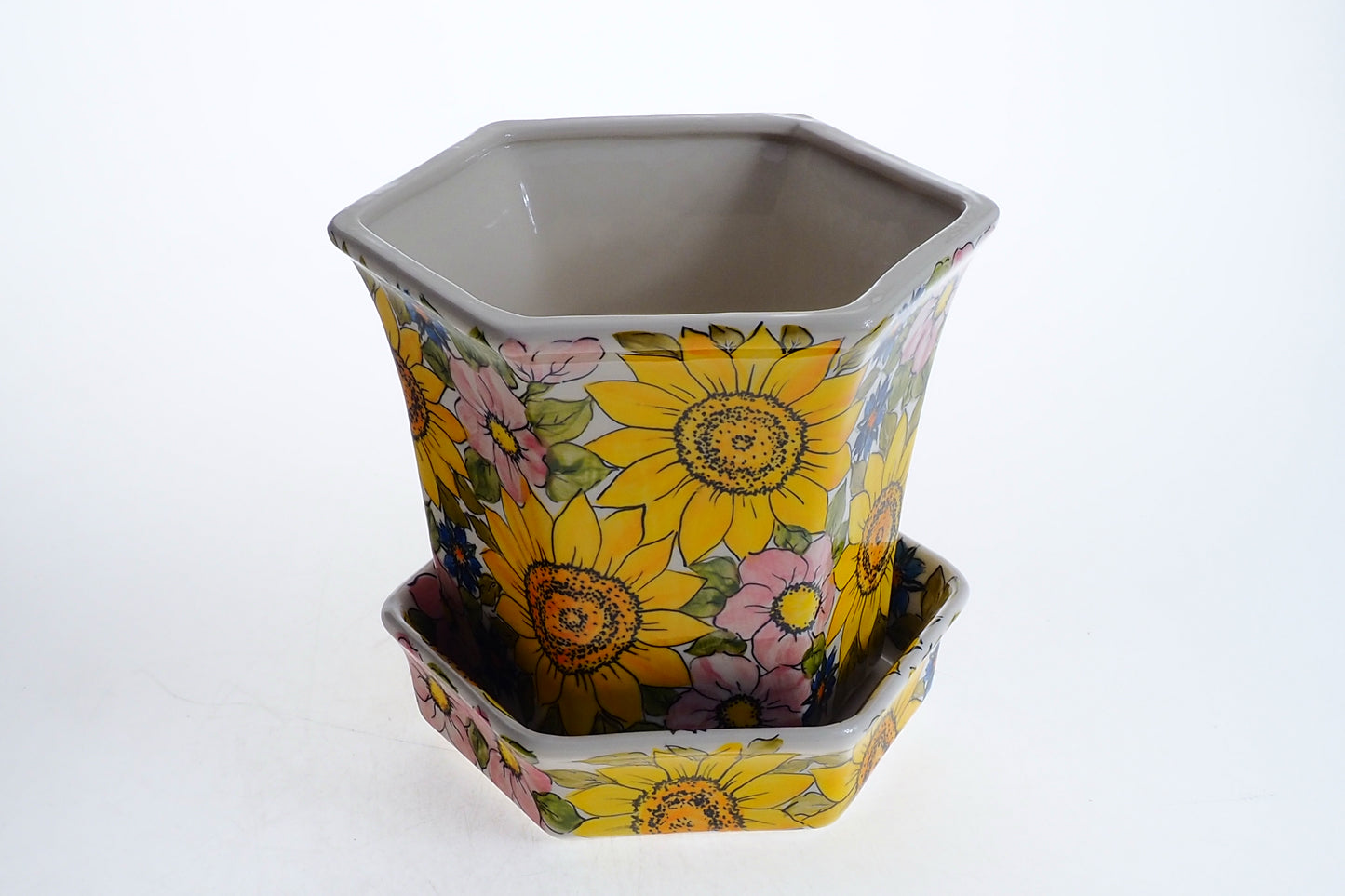 10-31 Doniczka H-18,2cm, W=21,5cm