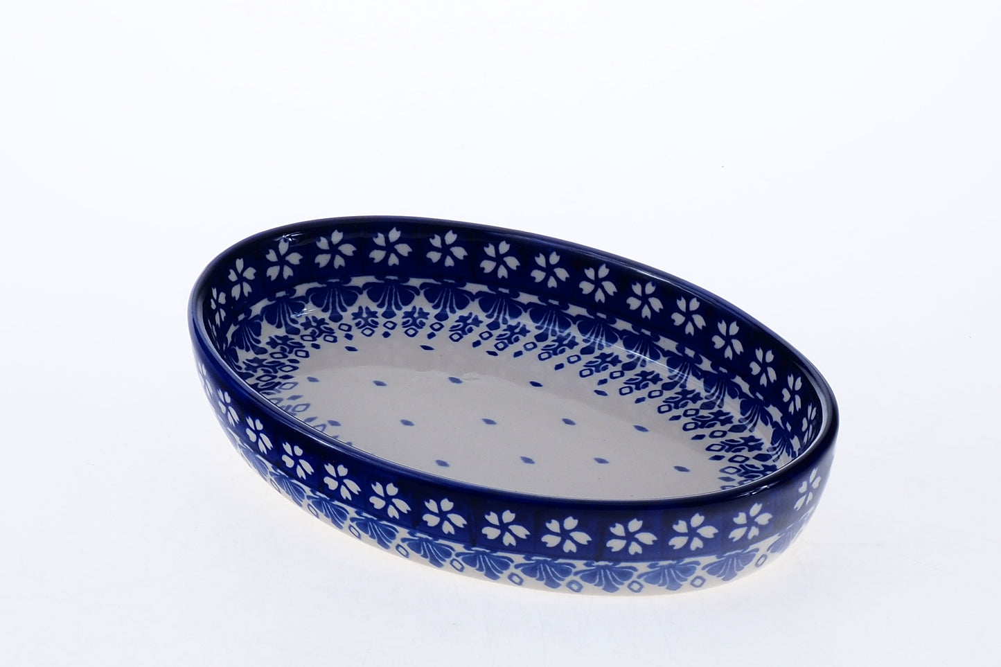 11-33 Zapiekacz owalny bez uszu 20,5x13,5cm; H=4cm