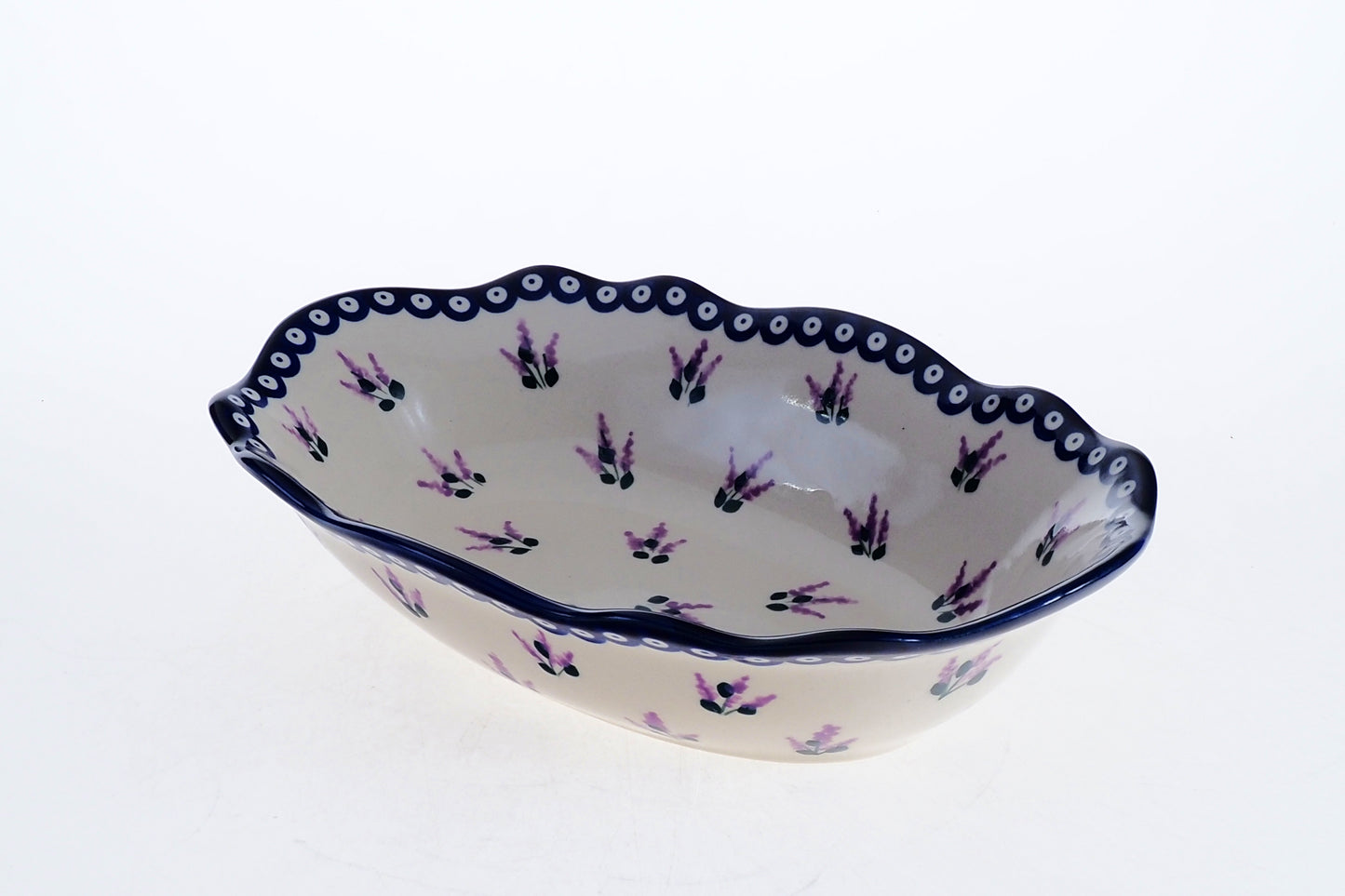 3-44 Miska owalna falowana H=6cm, 26,5x18cm