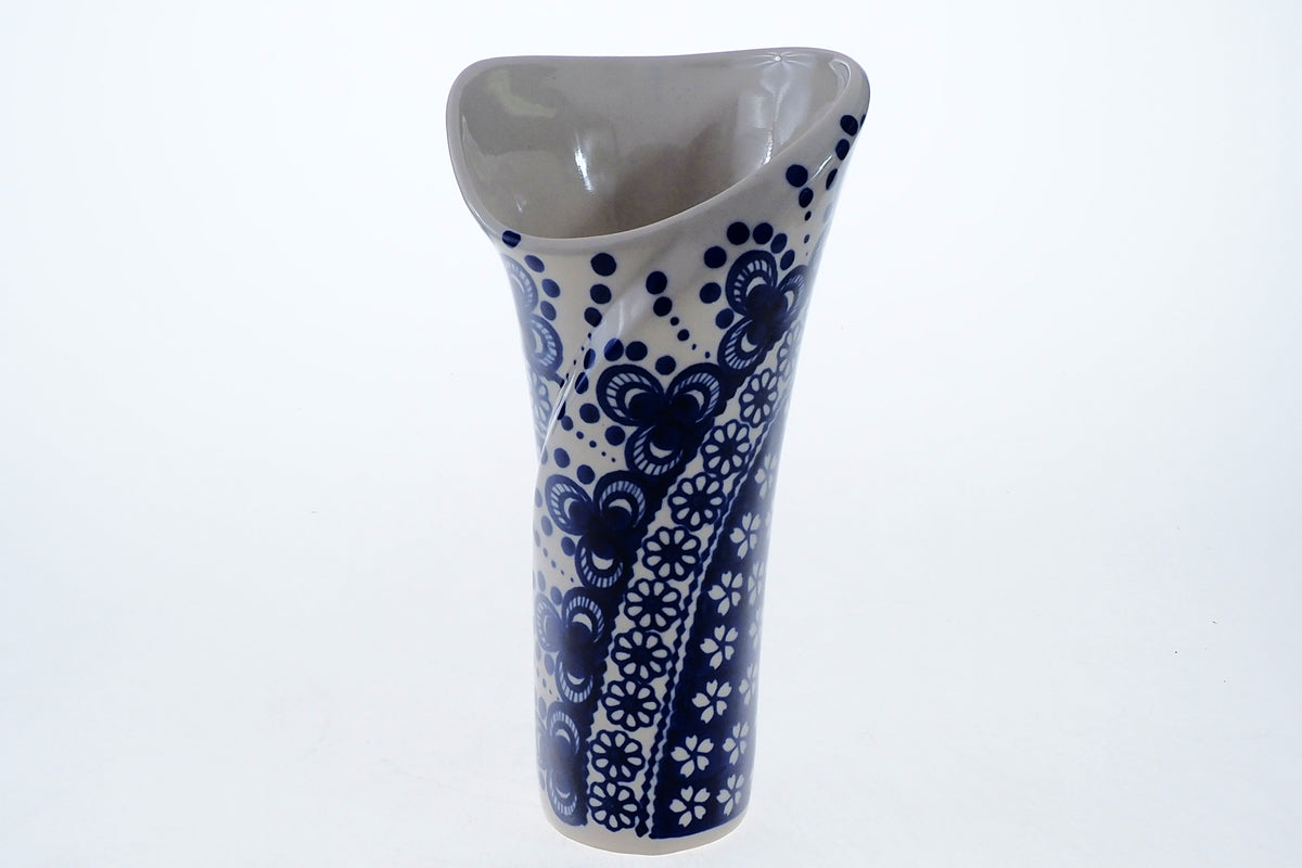10-28 Wazon H-22,3cm, vol. 1L