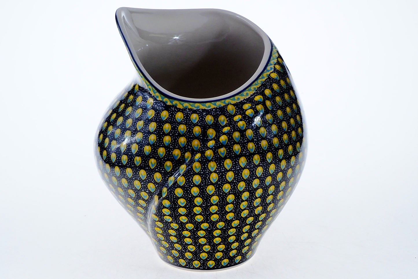 10-49 Wazon H=28cm, vol.3L