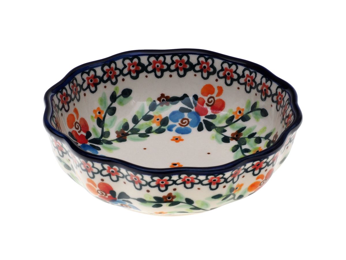 3-06 Wavy bowl H=4cm, Ø12.5cm, volume 0.2L