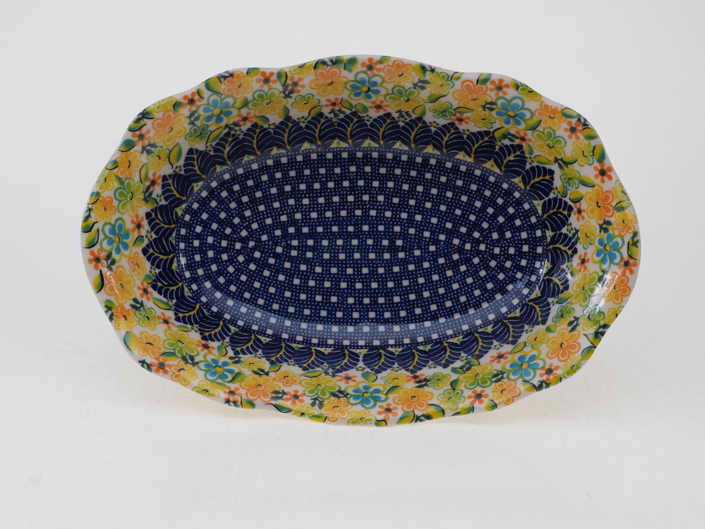 3-44-U191  Miska owalna falowana H=6cm, 26,5x18cm